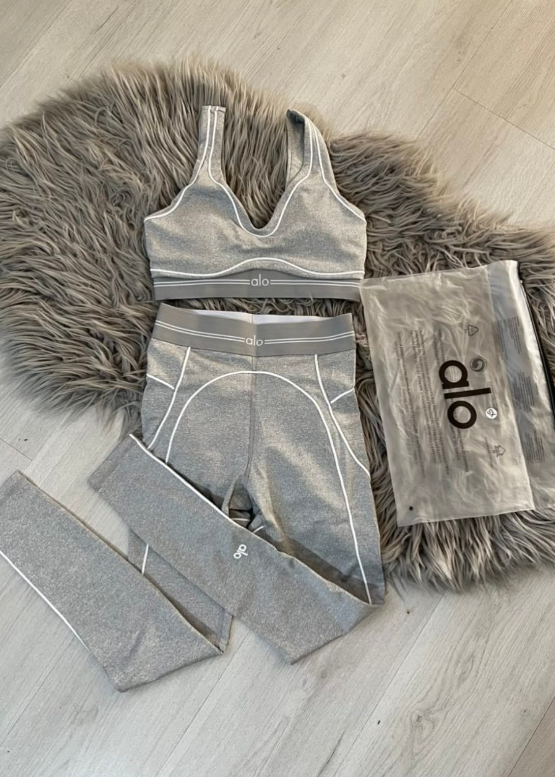 Alo Set